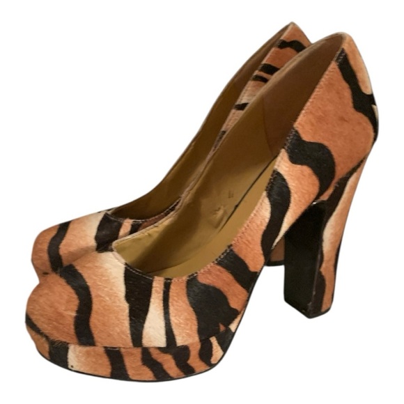 Nine West Drought Animal Print Platform Heels - Picture 3 of 6